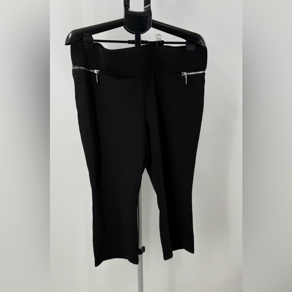 Bisou Women Plus Size XXLarge Heavy Black Knit Capri NWT $149